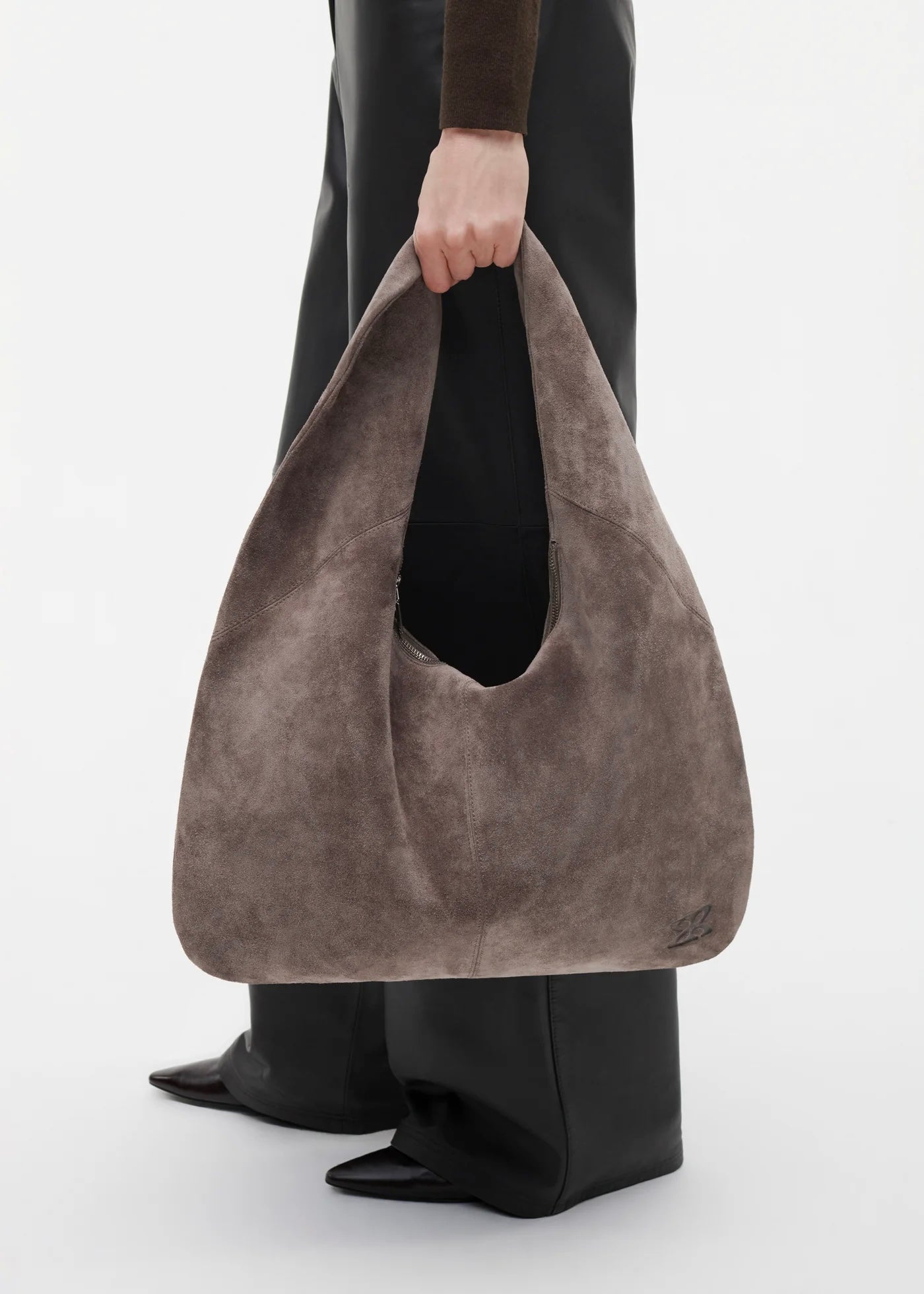ADRIA Gritty Shoulder Bag