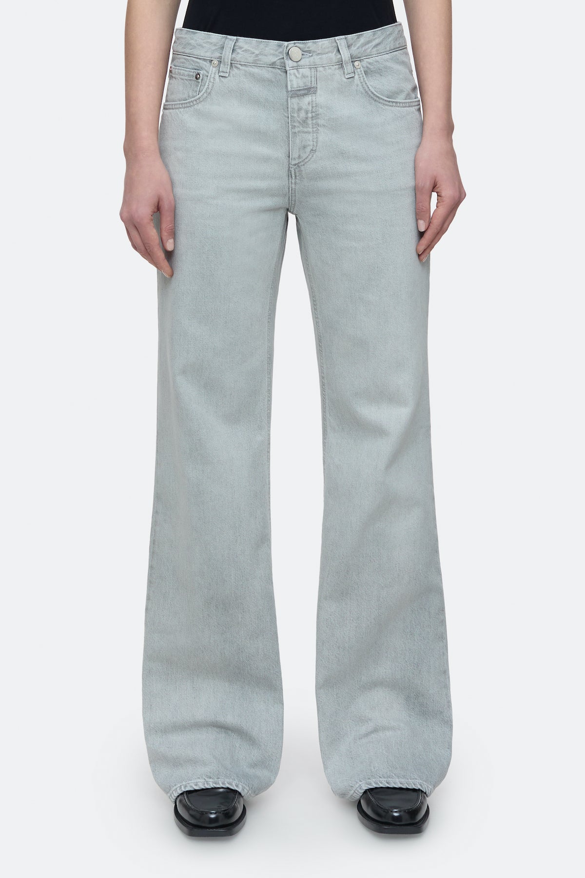 Jeans GILLAN in hellgrauer Waschung