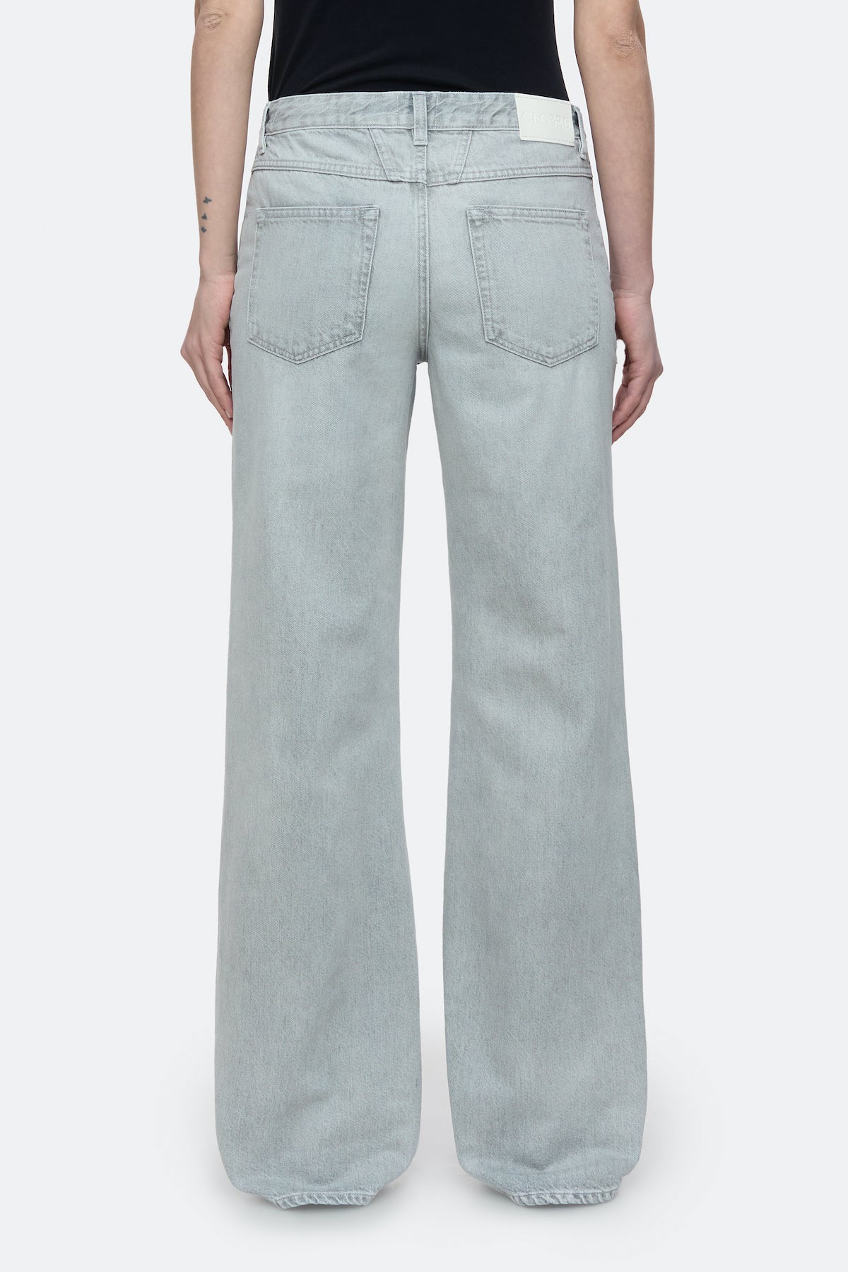 Jeans GILLAN in hellgrauer Waschung