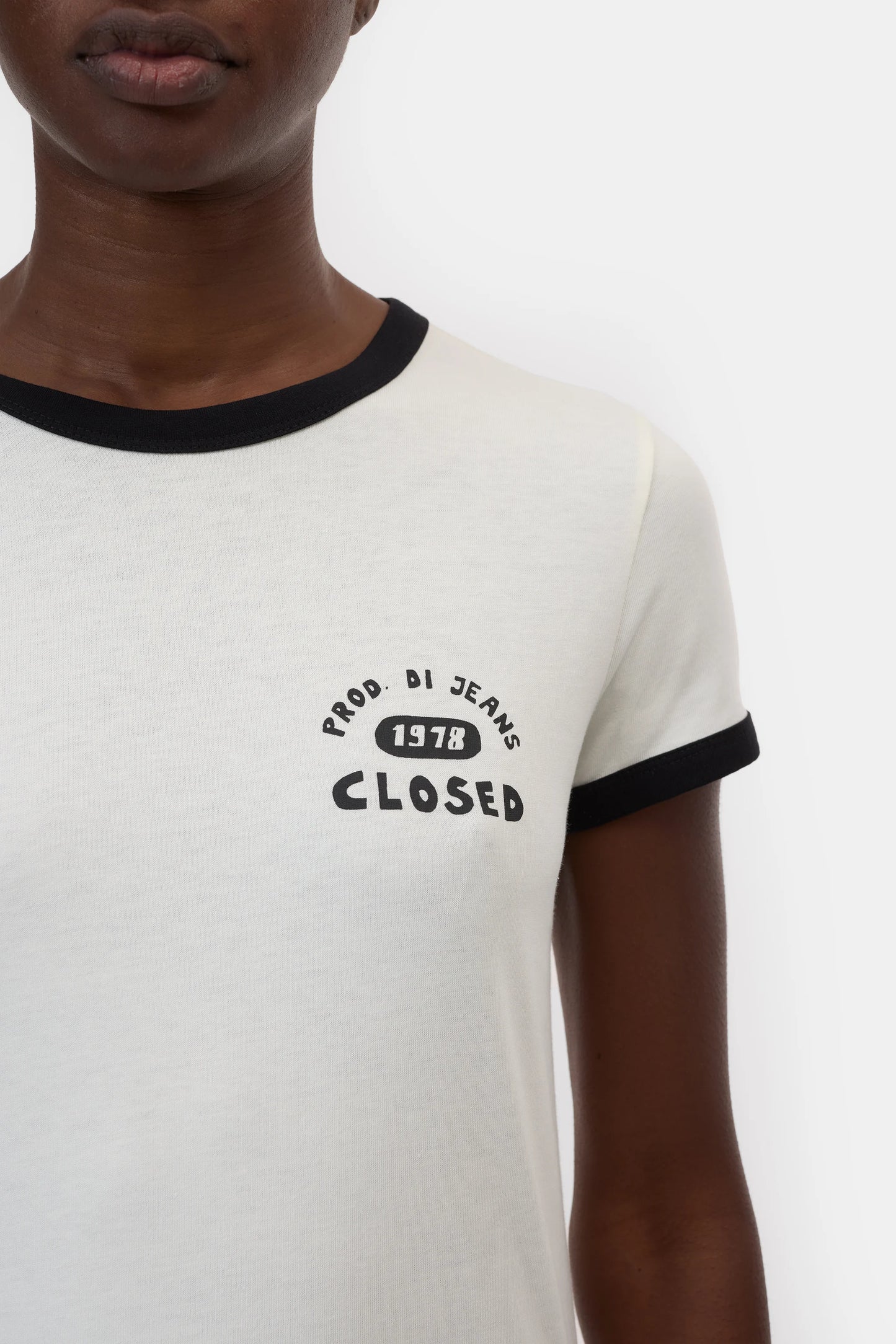 CLOSED Trikot