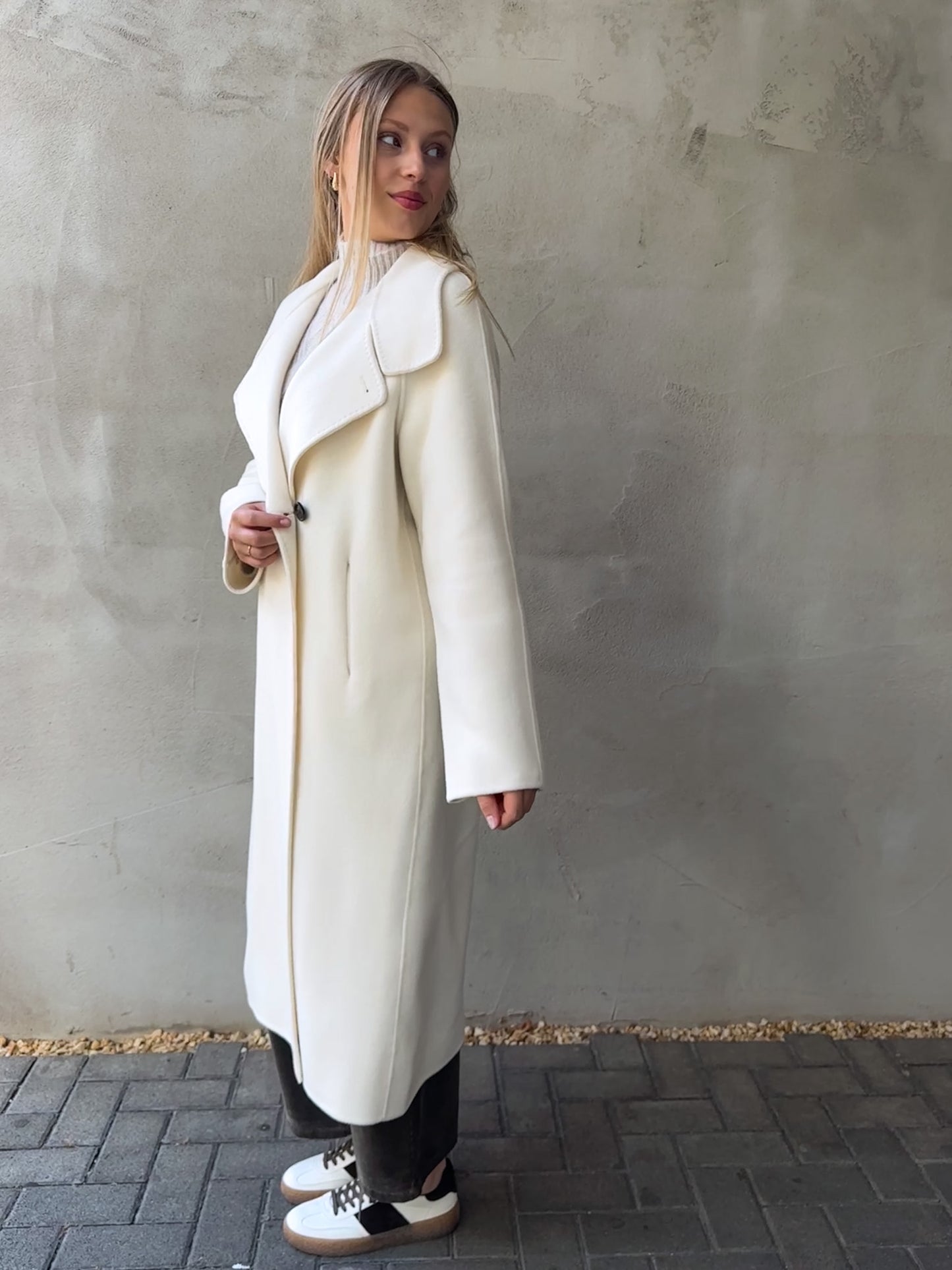 HELMUR Mantel Wool