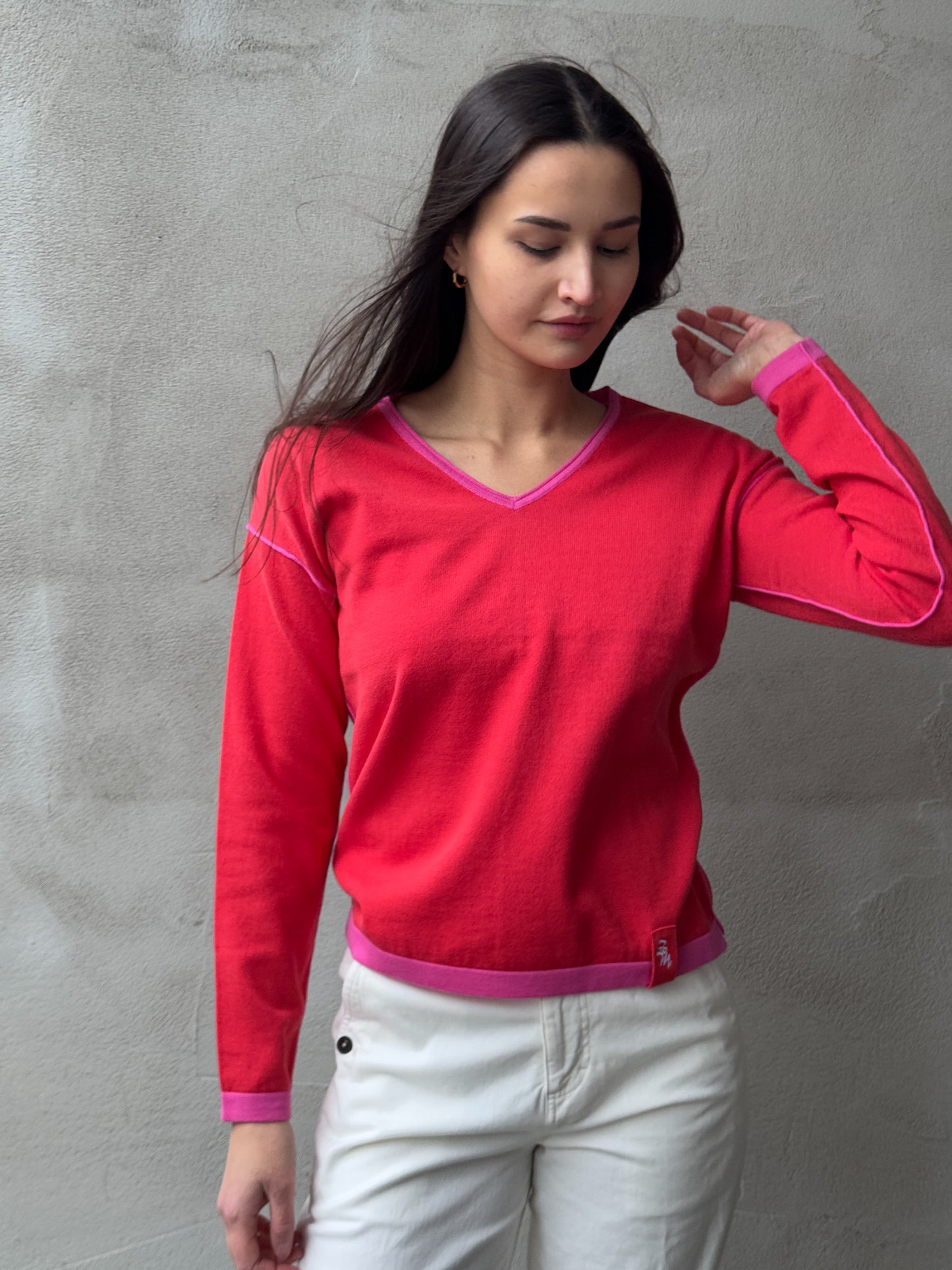 Leichter Sommerpullover aus Baumwolle