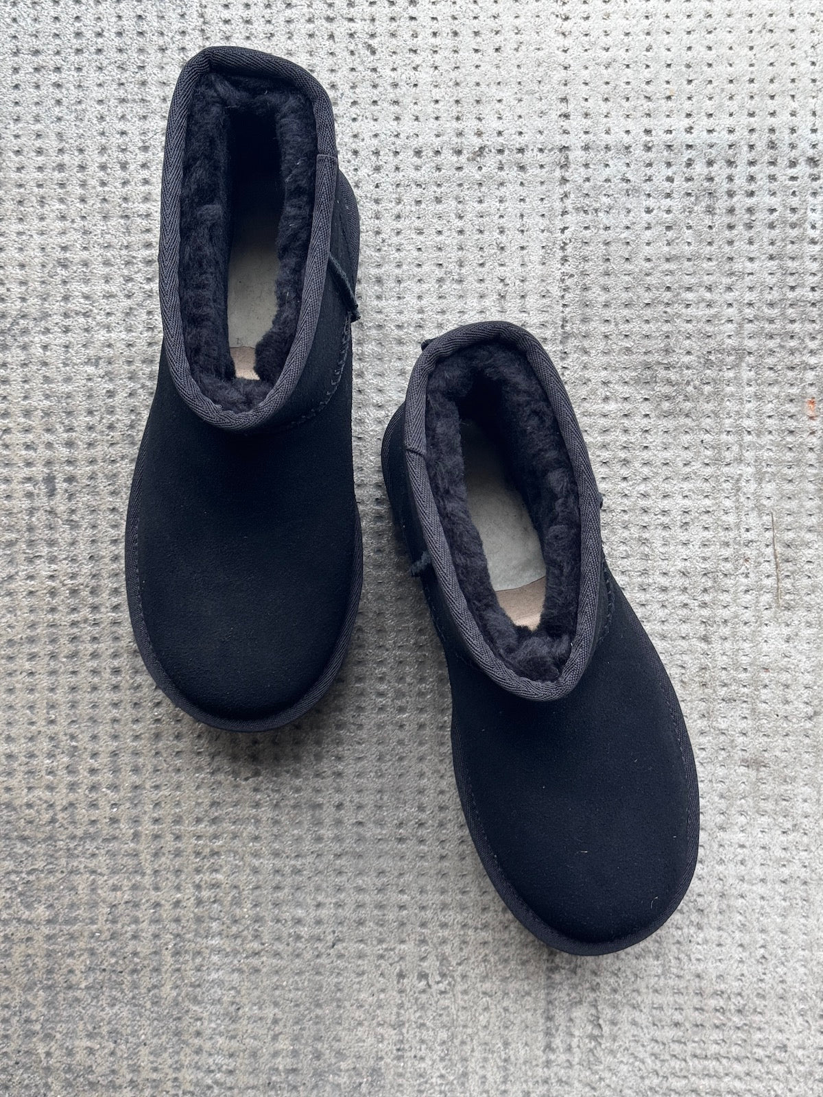 UGG CLASSIC MINI PLATFORM