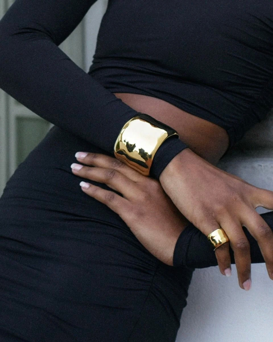 Armreif FLOWY BANGLE GOLD