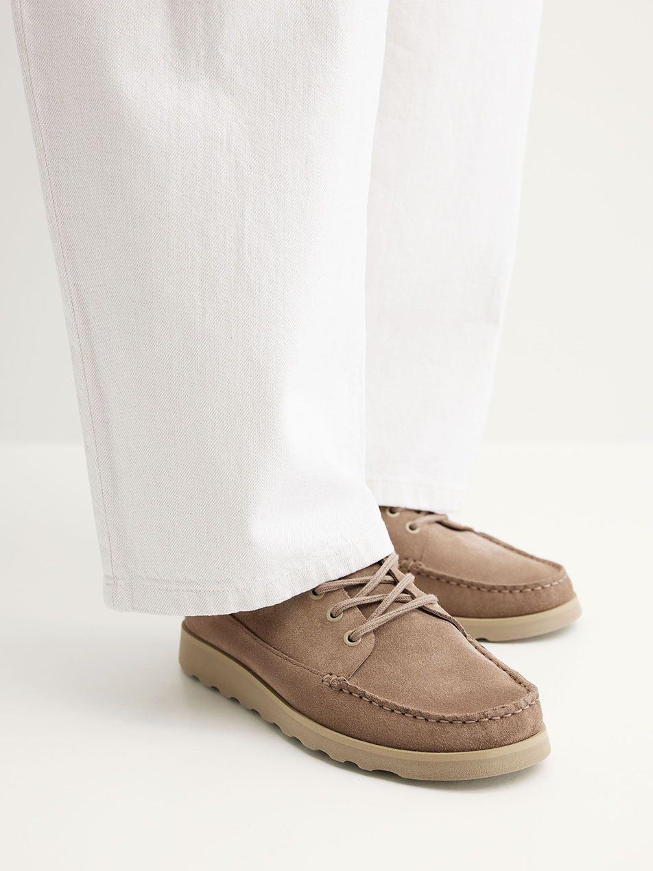 Milo Macaw Slipper