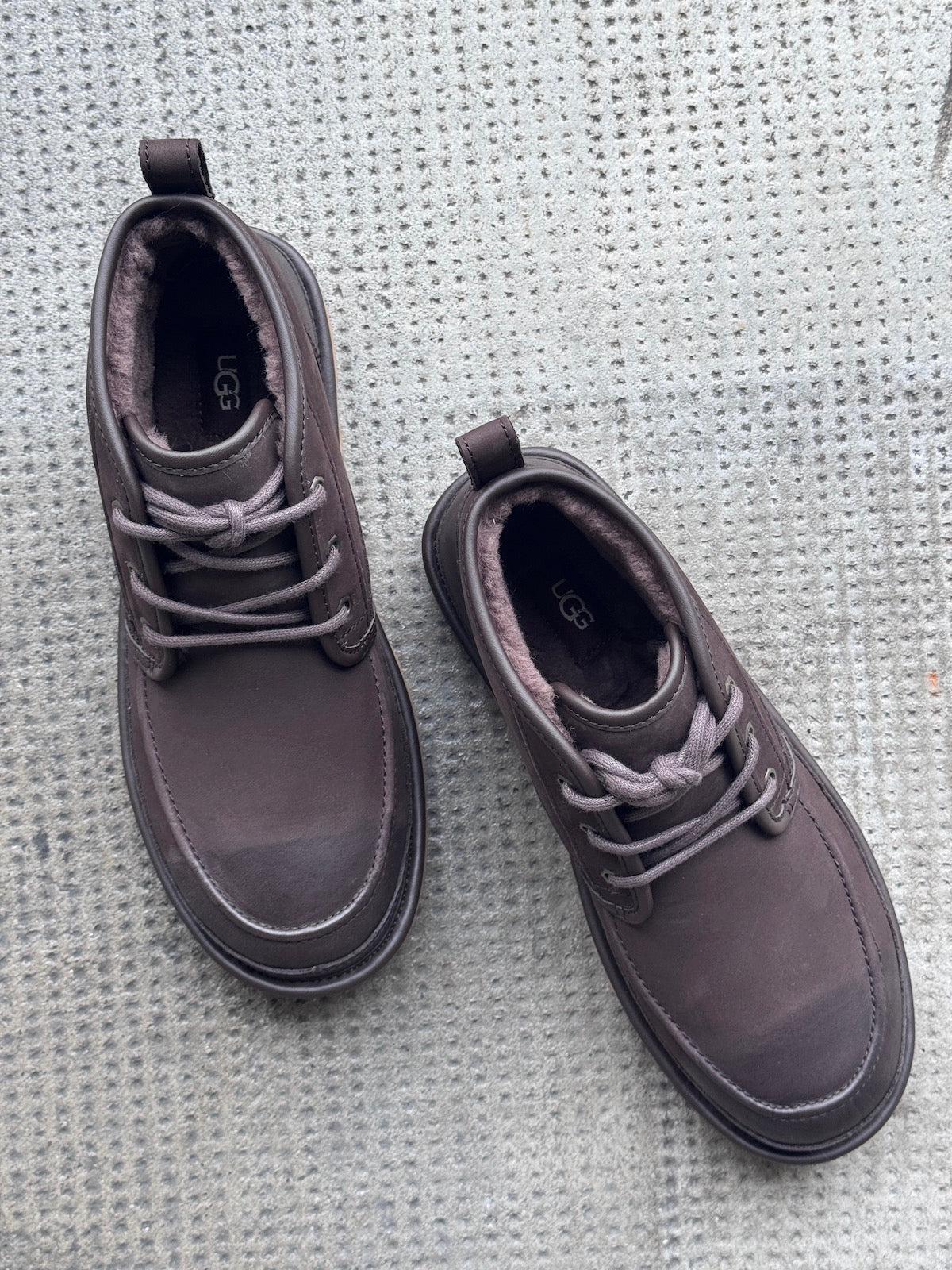 UGG Schnuerer NEUMEL MOC Nubuck