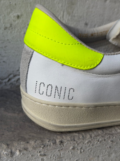 MOACONCEPT Iconic Sneaker