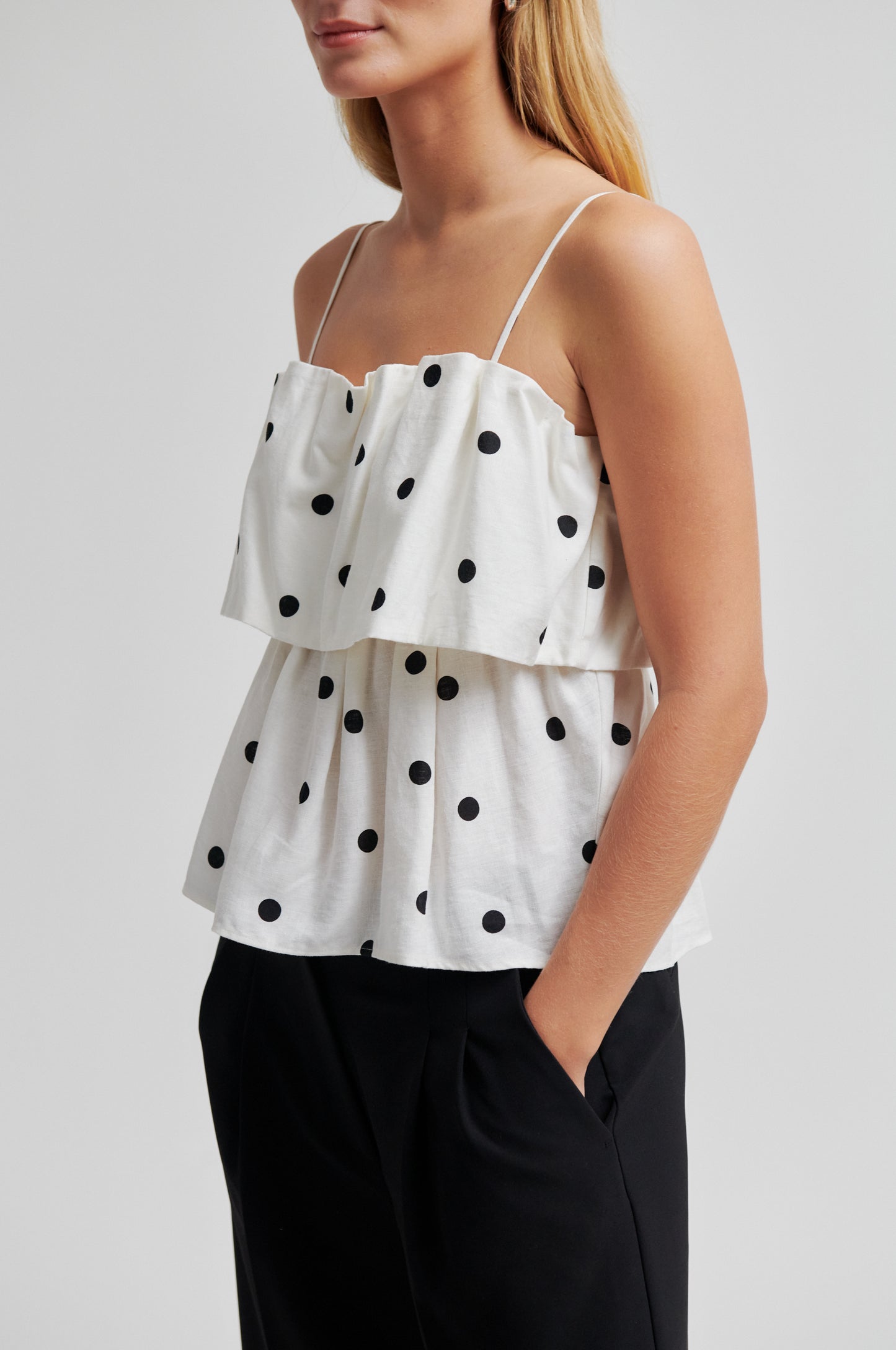 SALLIY TOP