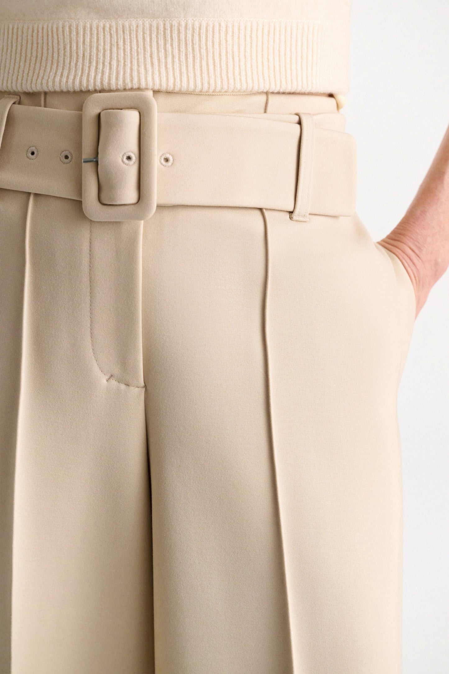 Hose EMOTIONAL ESSENCE PANTS