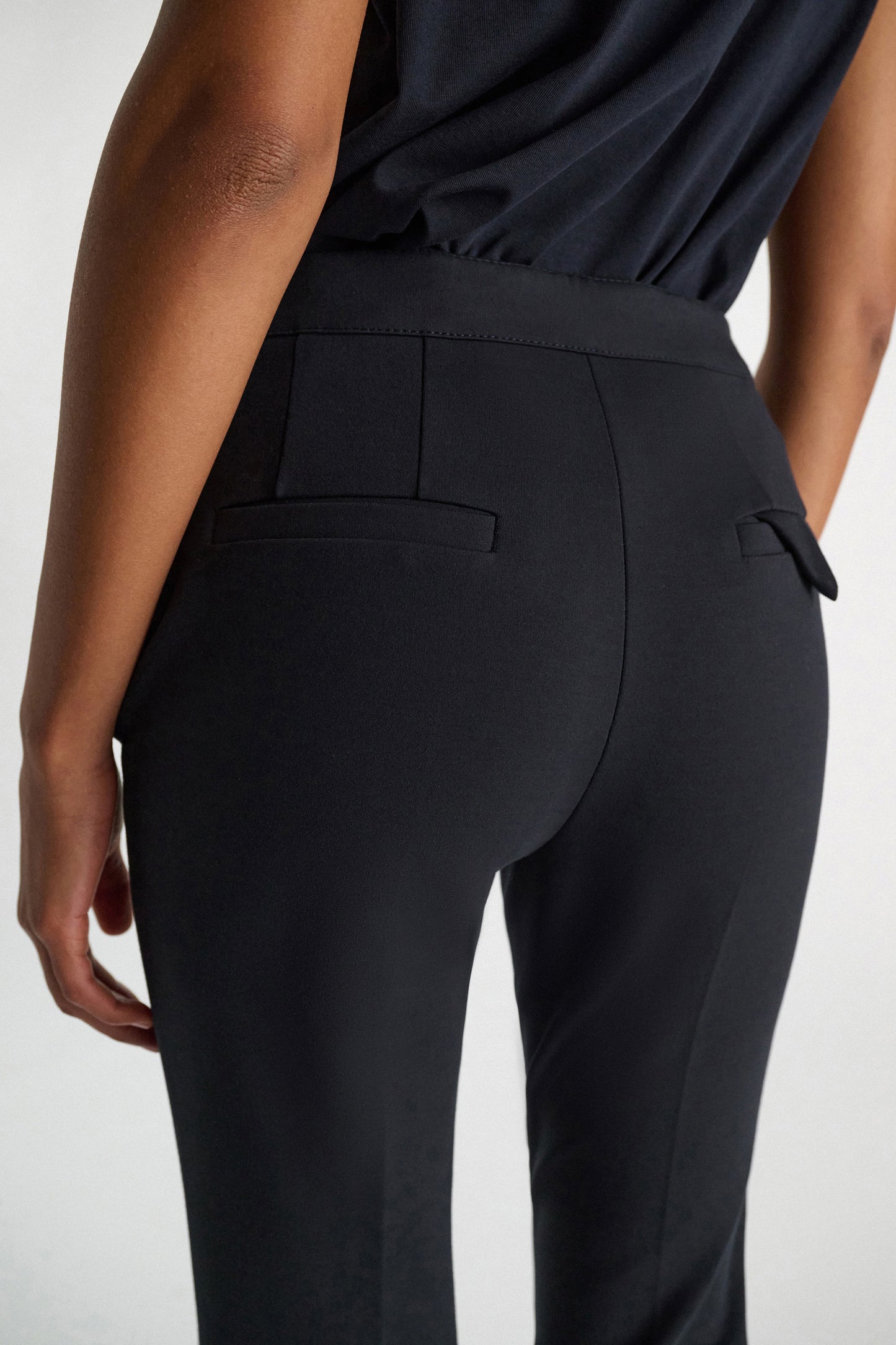 EMOTIONAL ESSENCE Hose