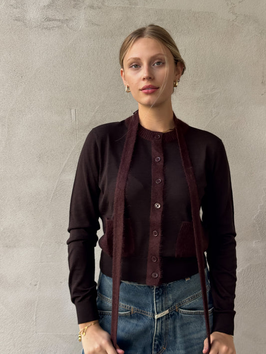 Cardigan mit fluffy Details in softer Feinstrick-Qualität. MERINO ROMANCE