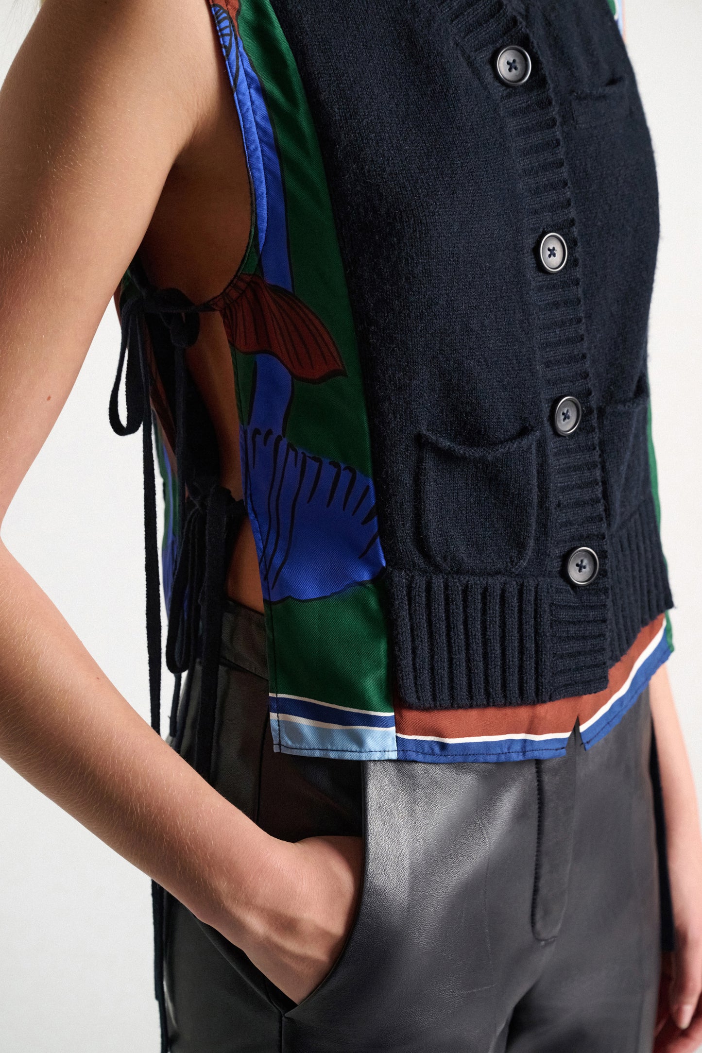 FOULARD STATEMENTS gilet
