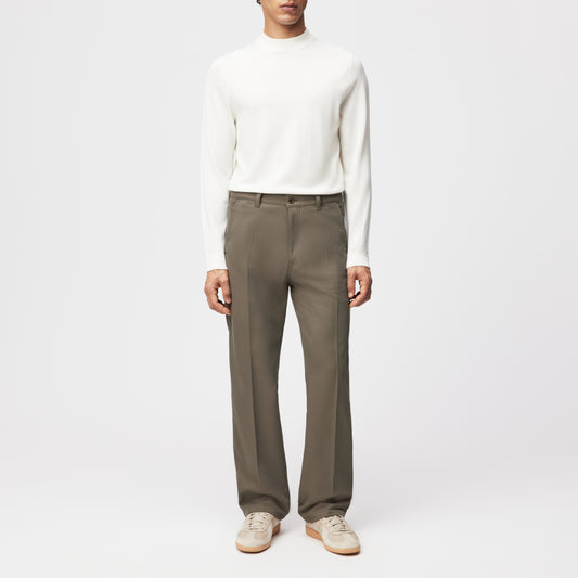 TAVIC – Moderne Chino mit sportiven Details und geradem Beinverlauf.