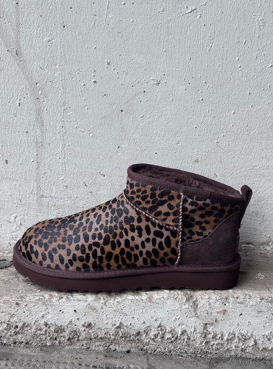 UGG CLASSIC ULTRAMINI Leo