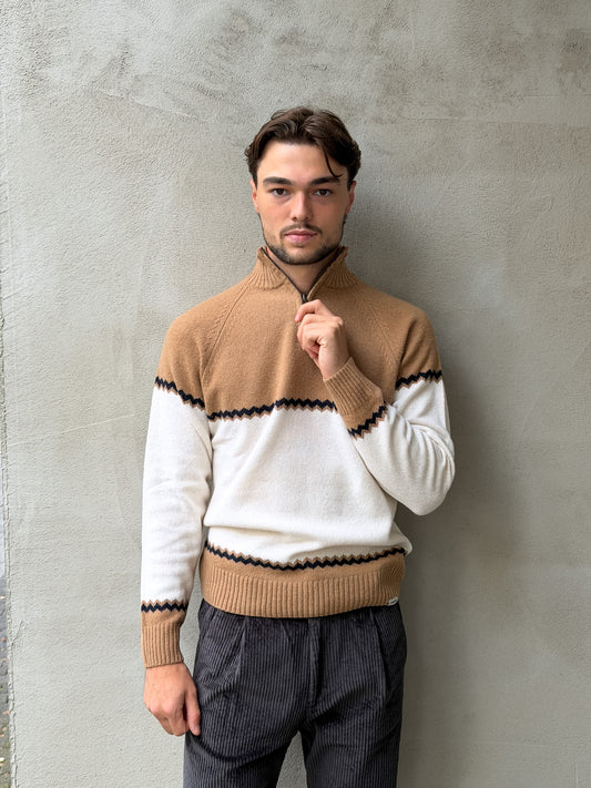 Pullover half zip nordic print