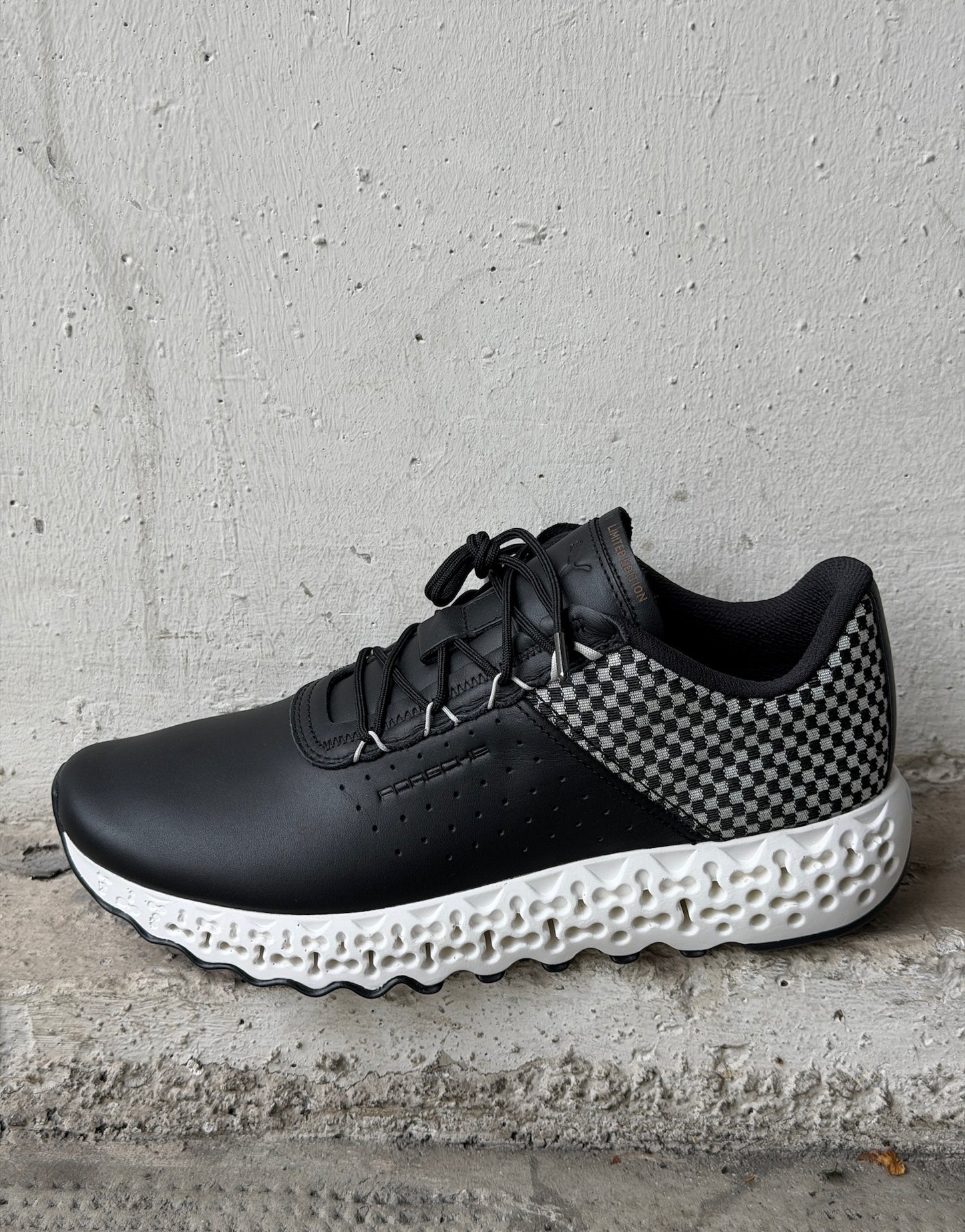Sneaker XETIC V SPORT