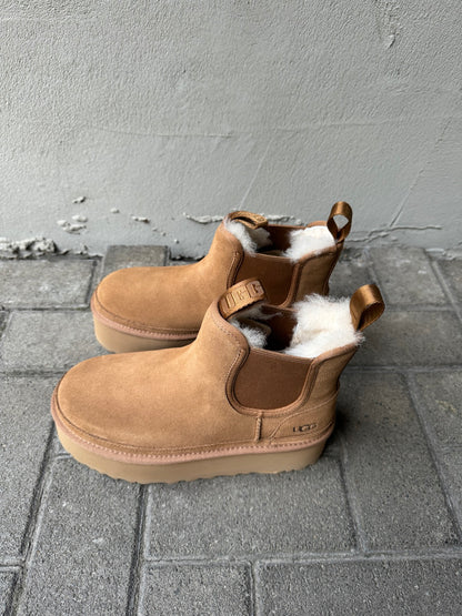 UGG Boots NEUMEL PLATFORM CHELSEA