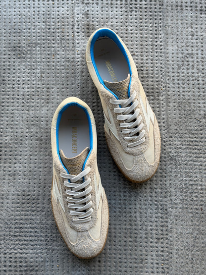 Sneaker Club suede
