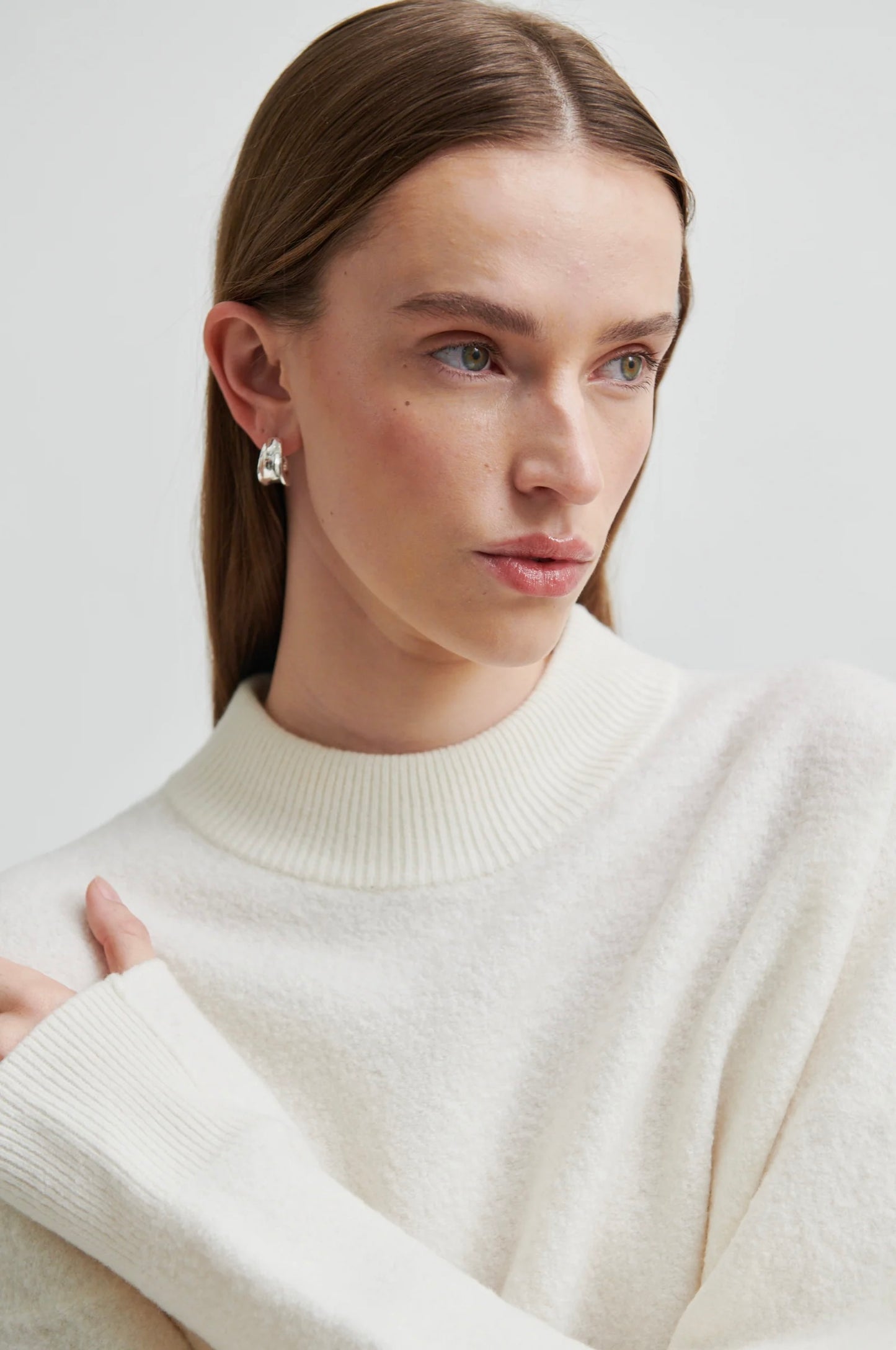 SECOND FEMALE Pullover O-N ECK