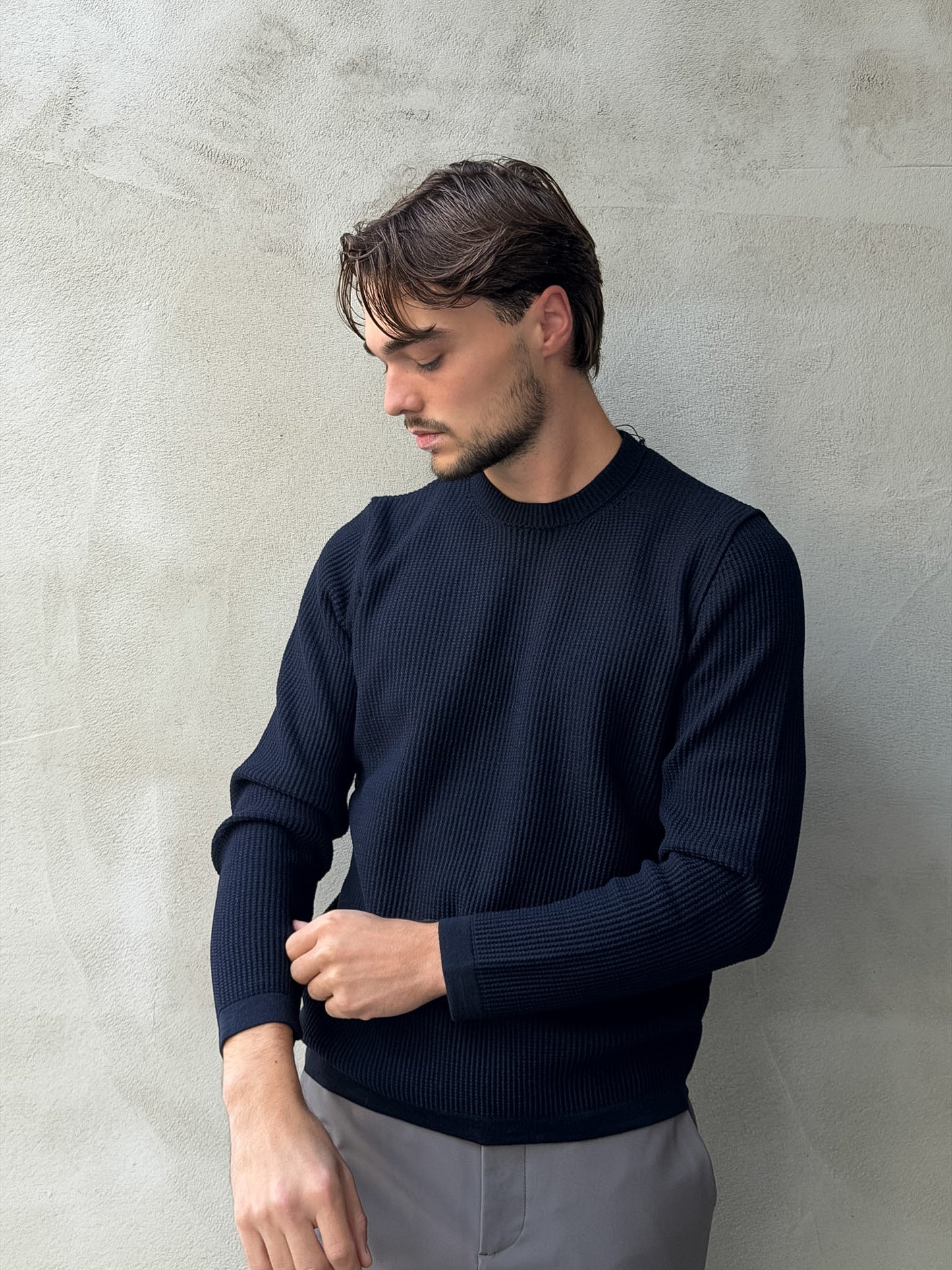 Pullover Crewneck Structured