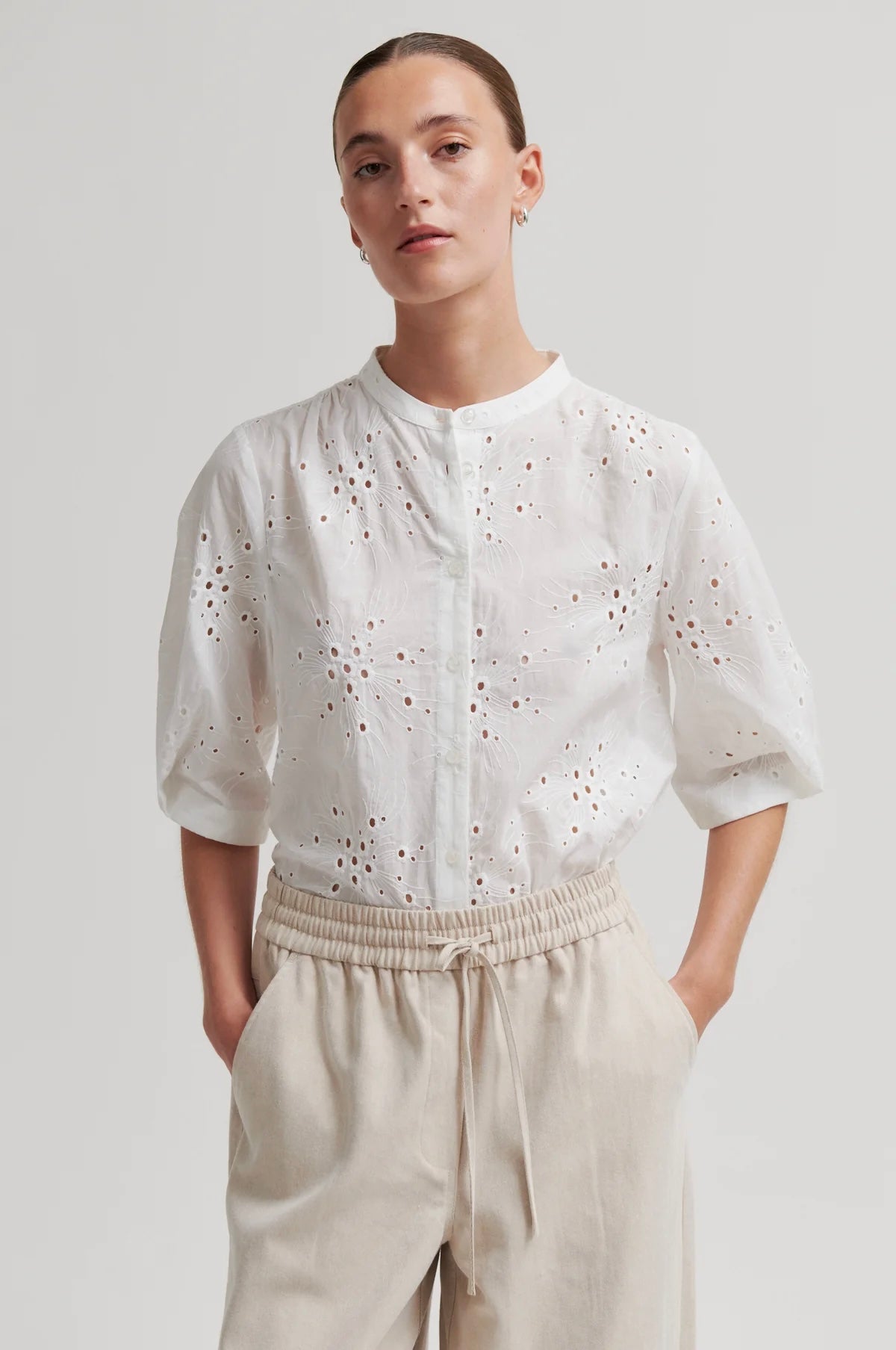 Bluse CAVANA Lochstickerei