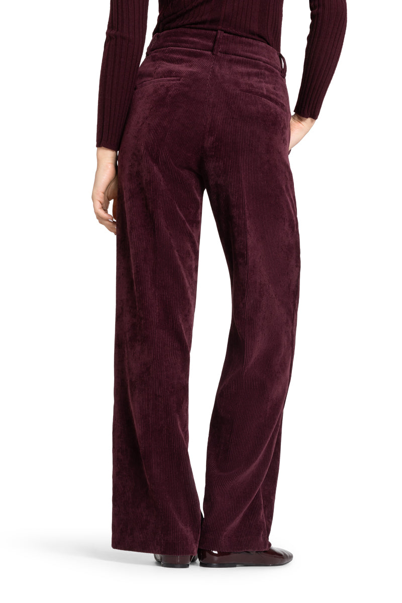 Hose AMELIE