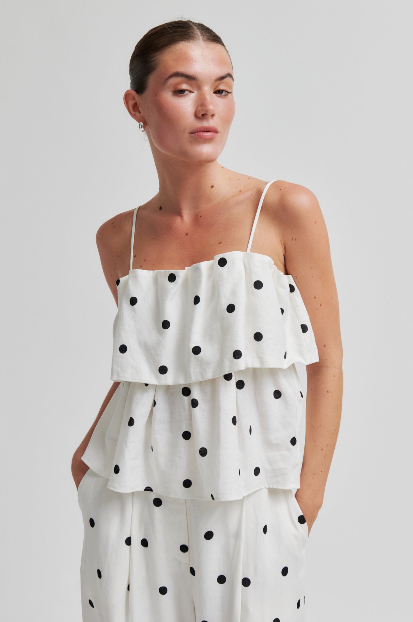 SALLIY TOP