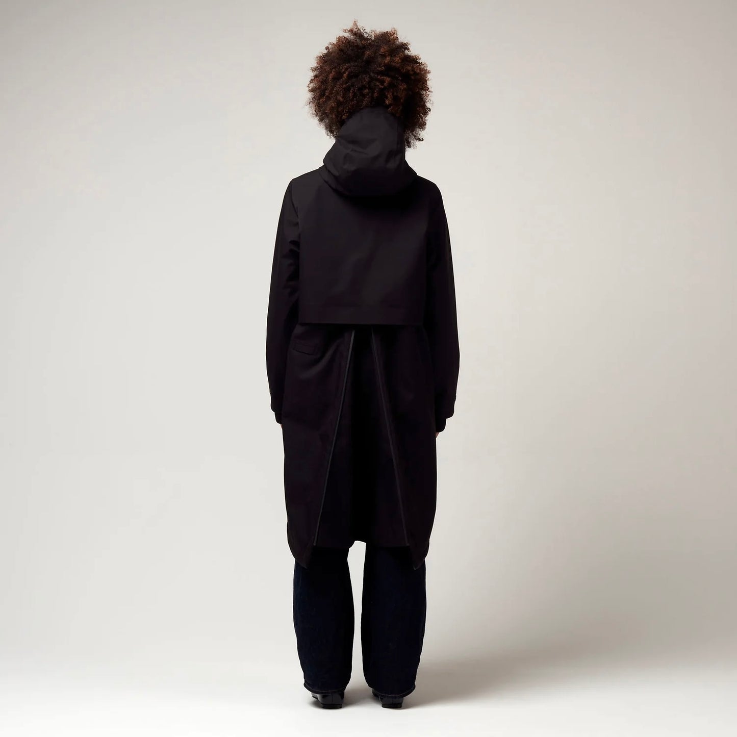 NEBULA – Funktionaler Parka für unterwegs