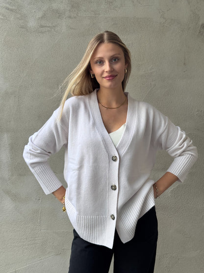 Oversize Cardigan in Creme mit Cashmere-Anteil