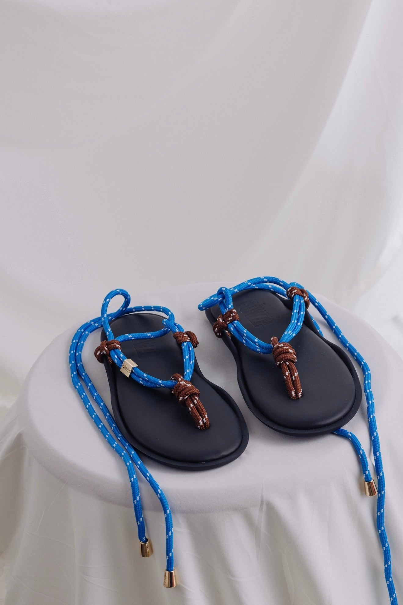 FLò TWIN Kordelsandalen