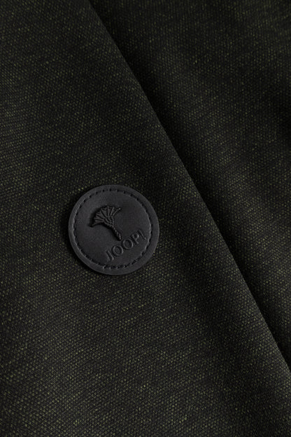 INDRO – Collegejacke in regulärer Passform mit sportiven Details.