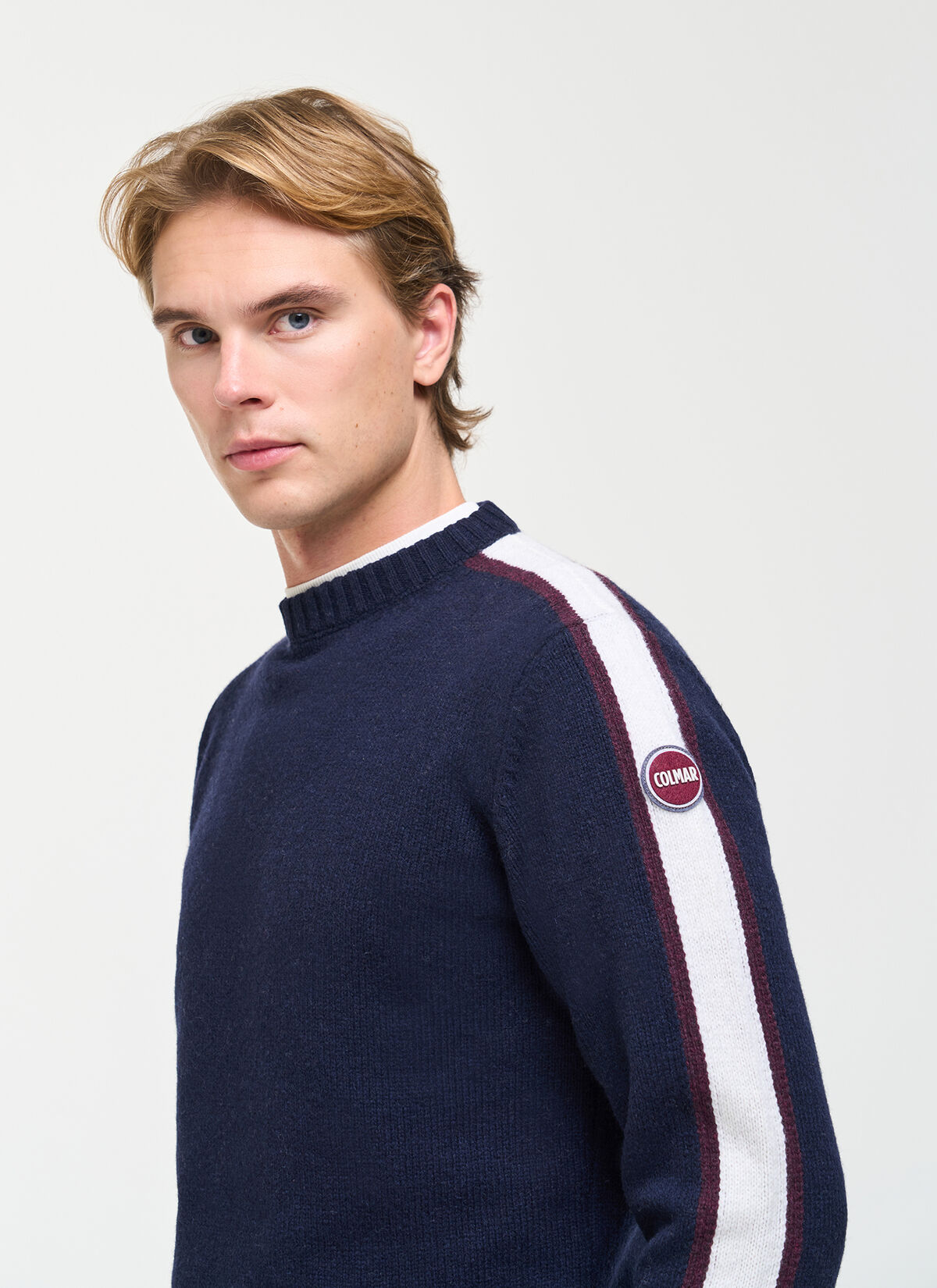 Pullover heritage style crew neck