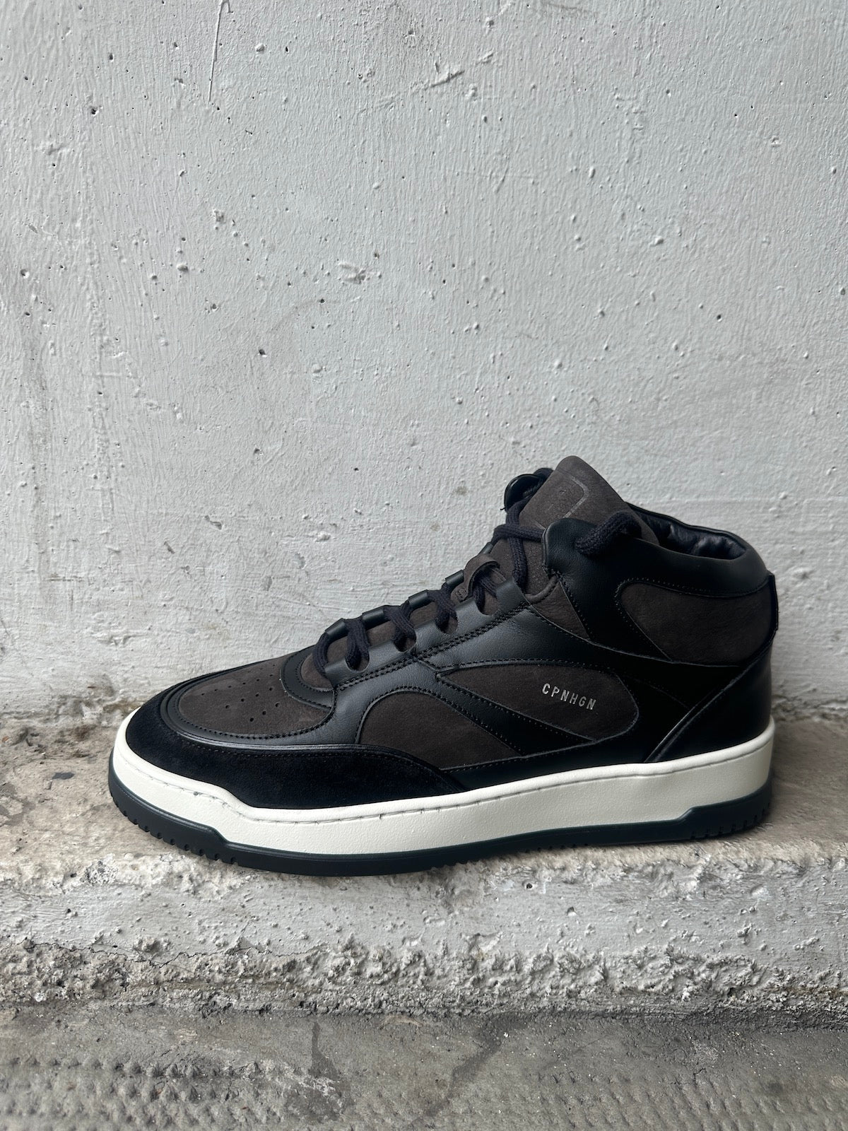 High-Top- Sneaker CPH174M