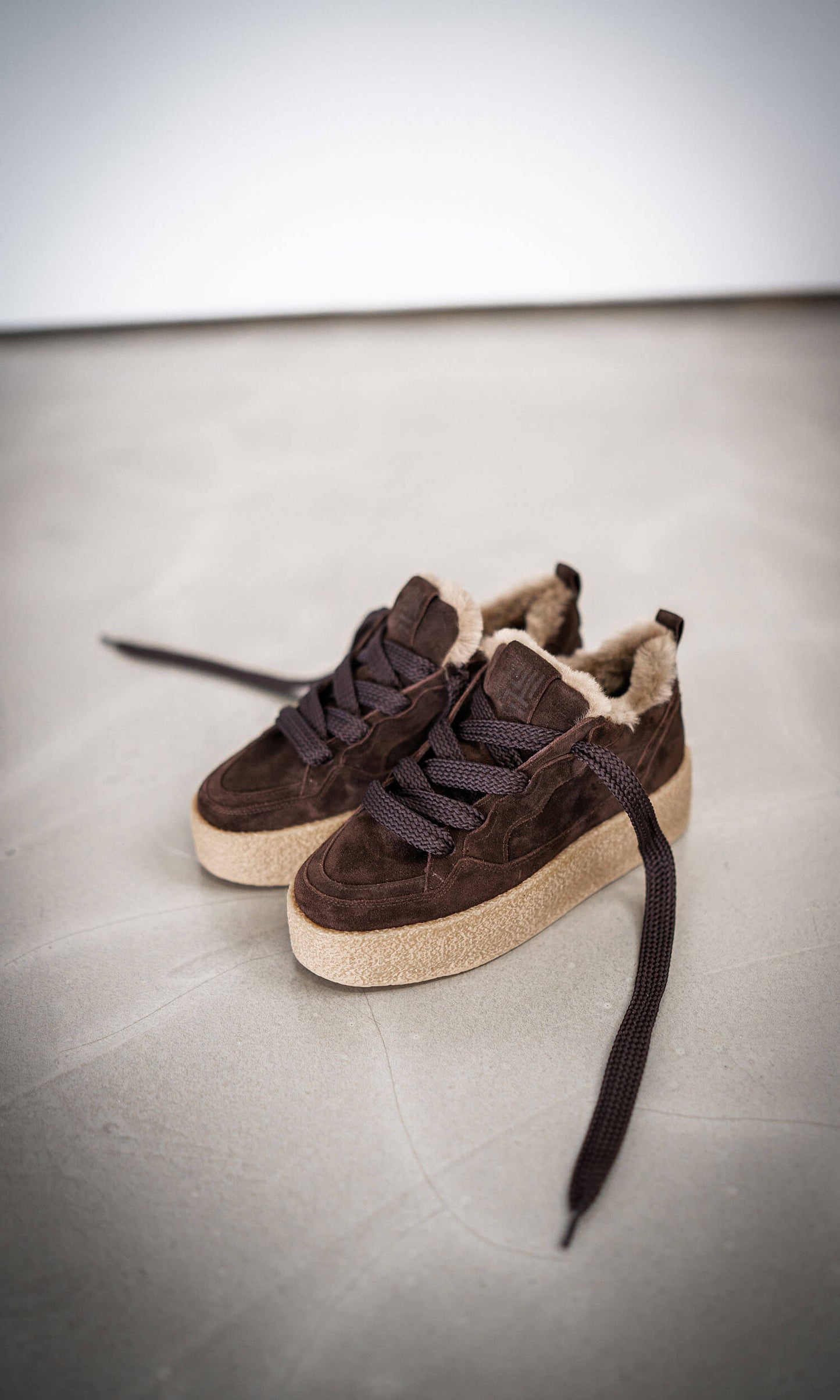 Sneaker BAZAR mit Lammfellfutter