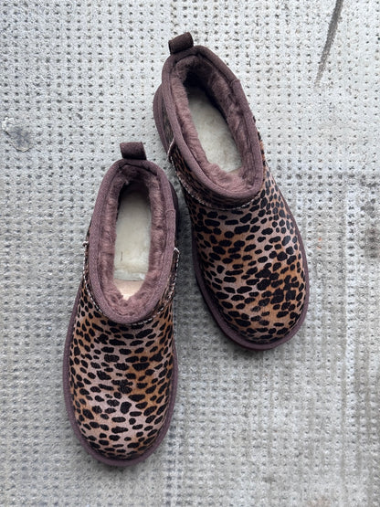 UGG CLASSIC ULTRAMINI Leo