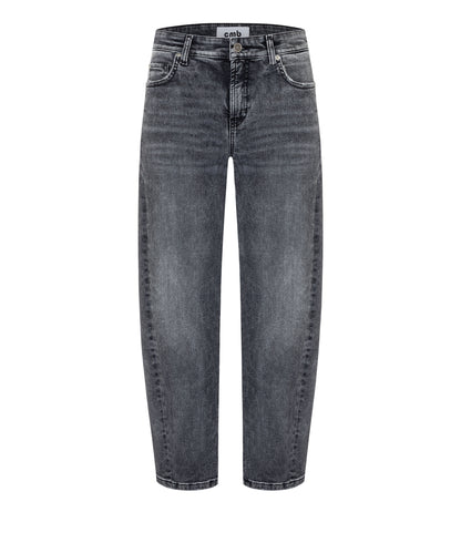 Oria Jeans – O-Shape Cropped