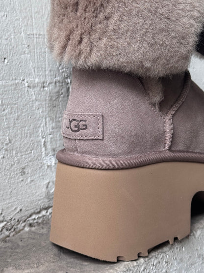 UGG ESMEE BOOT Plateau