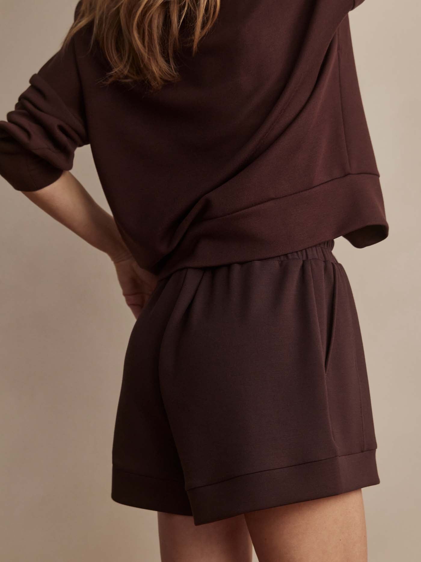 Atrium high rise Short