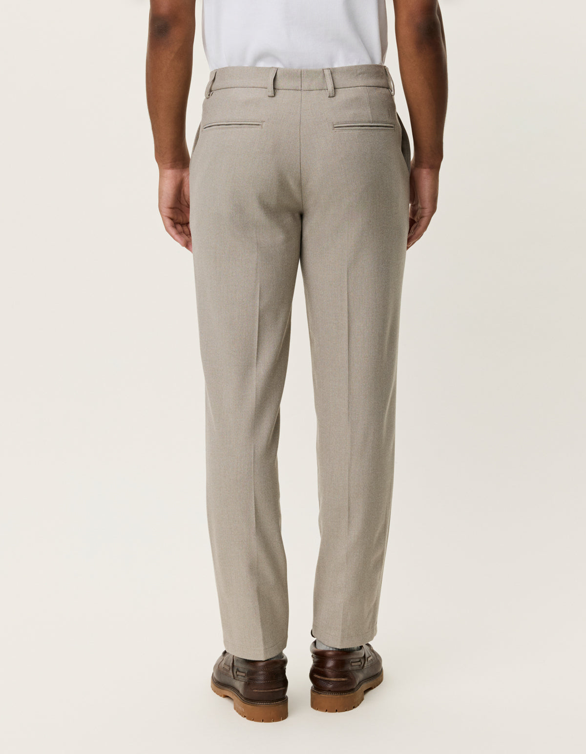 LES DEUX Como Reg Solid Pants