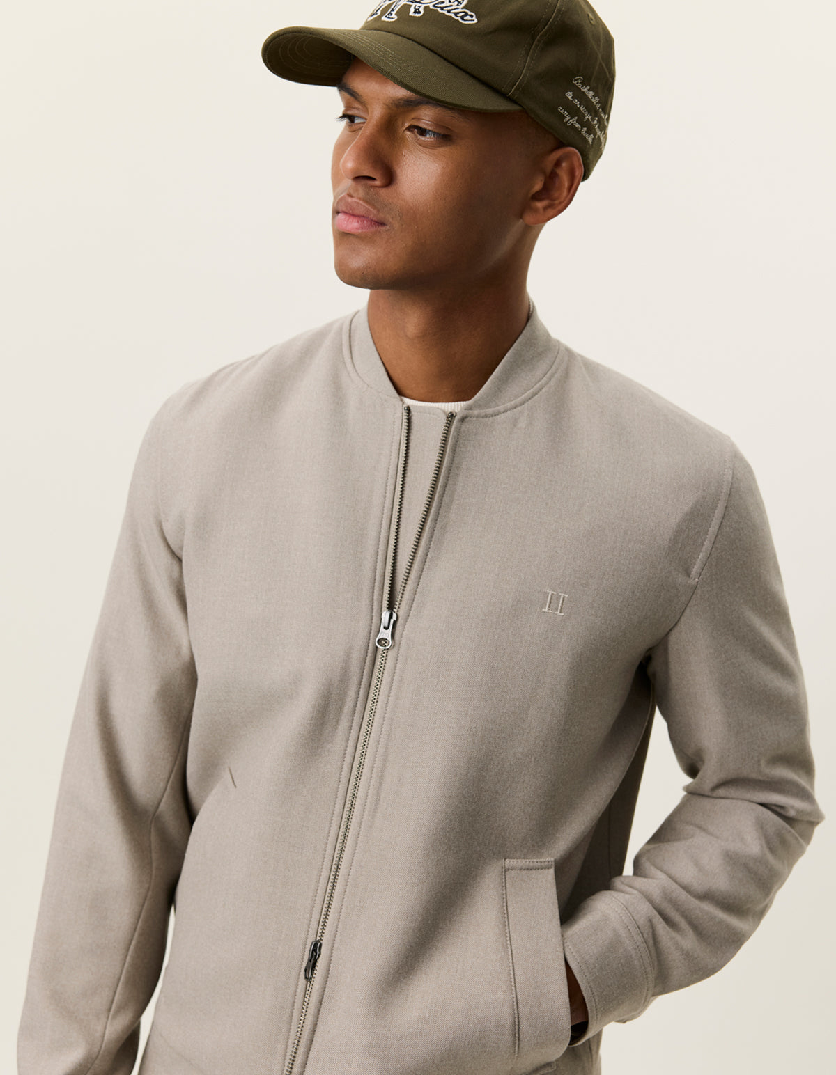 LES DEUX Como Reg Bomber